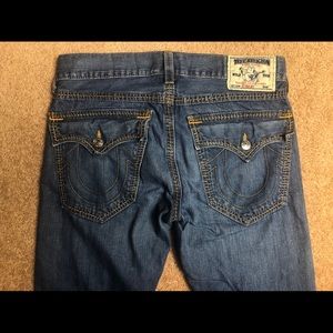 **TRUE RELIGION** *AUTHENTIC** (MEN)
